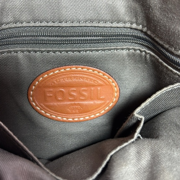 2/$30 Fossil Women's Floral Teal Crossbody Bag - Picture 8 of 12